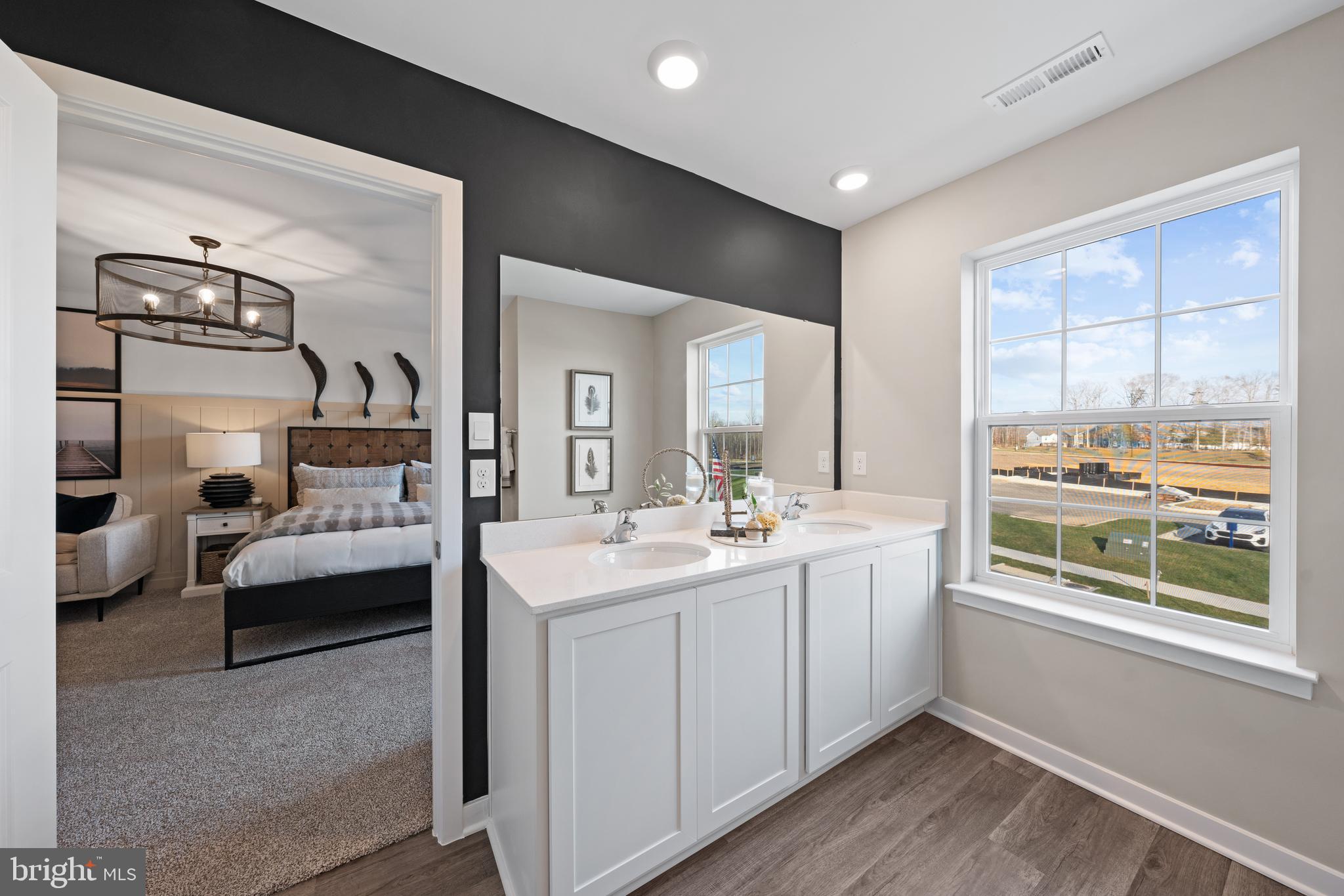 ACTON PARK - Residential