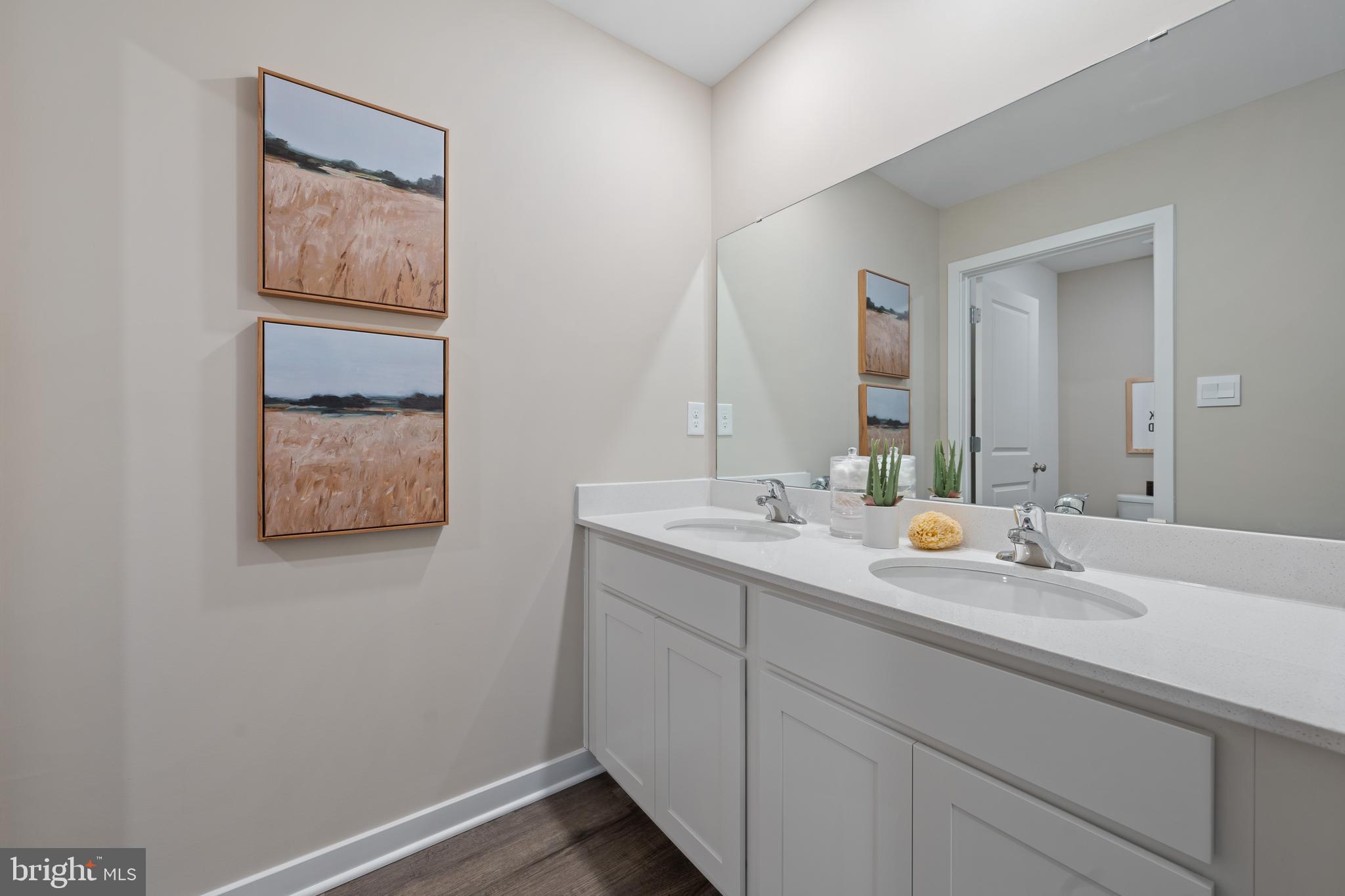 ACTON PARK - Residential