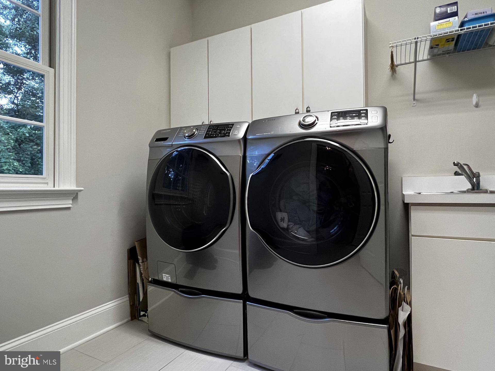 CARDEROCK SPRINGS - Residential