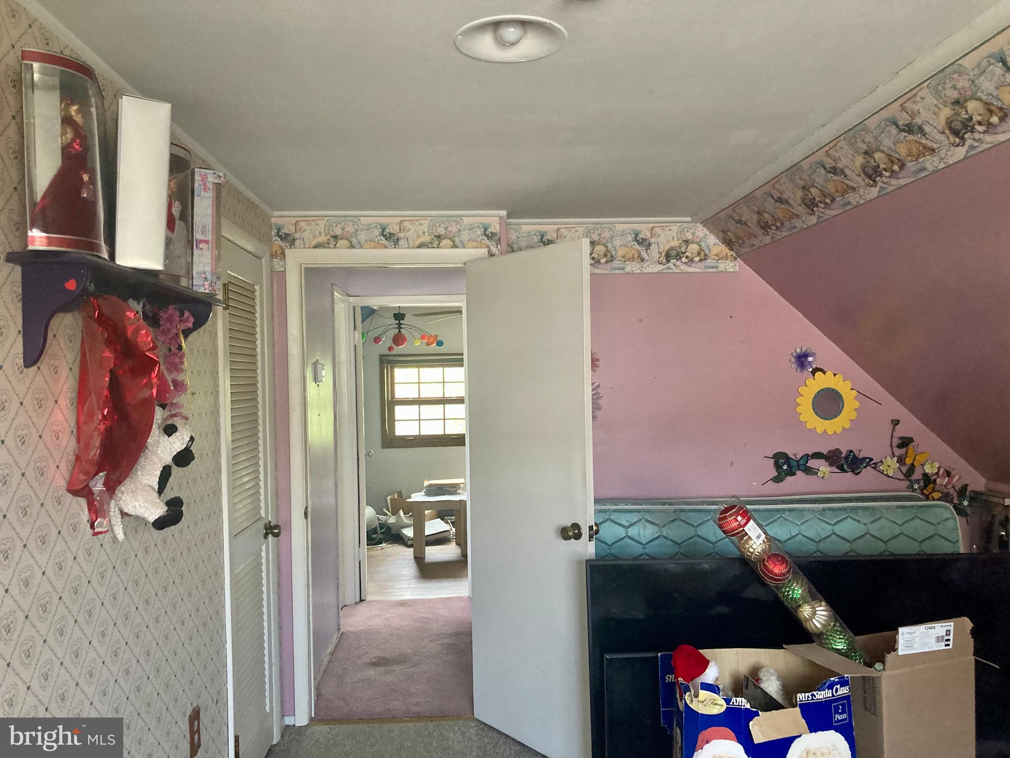 INDIAN CREEK - Residential