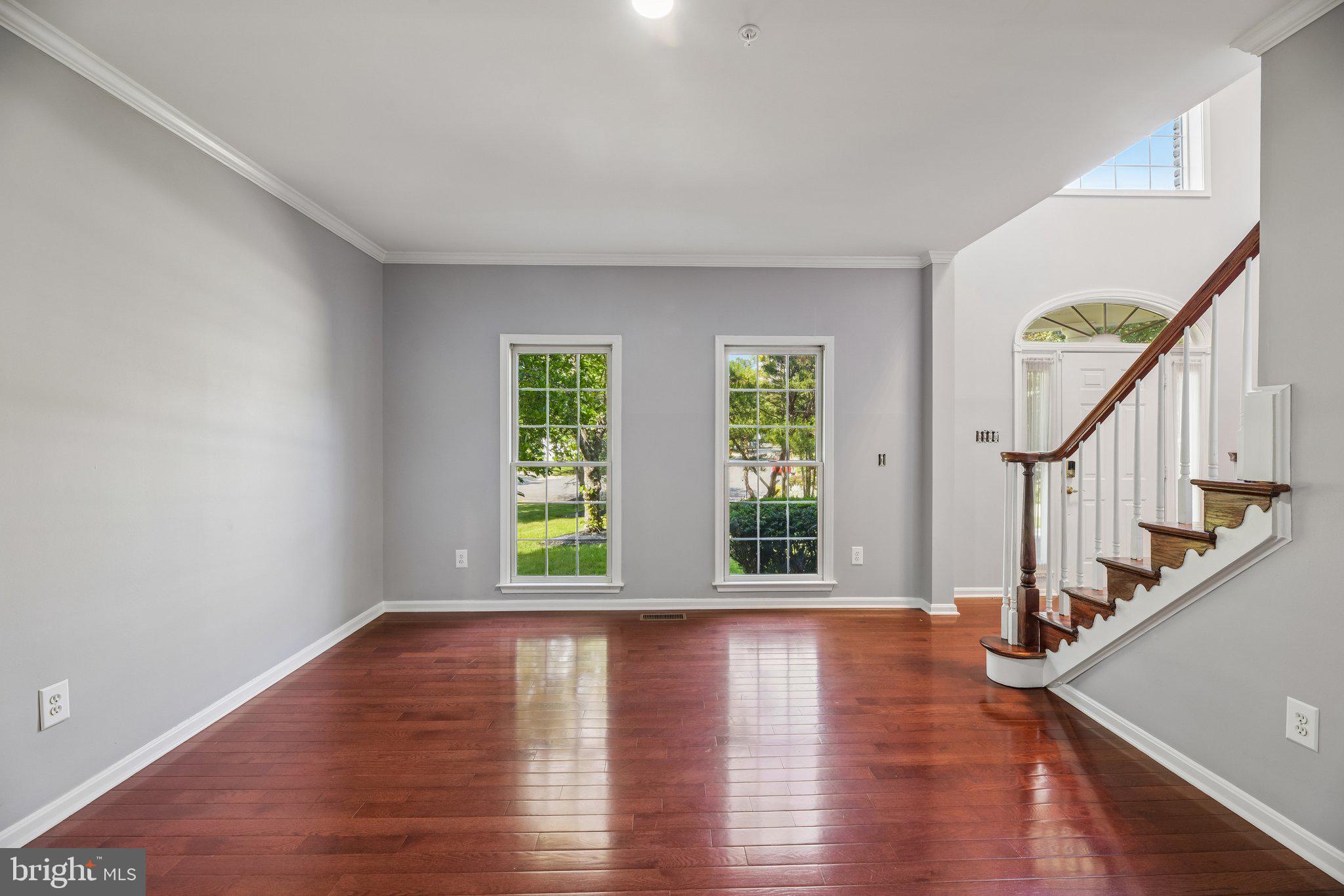 FARMINGTON WOODS - Residential
