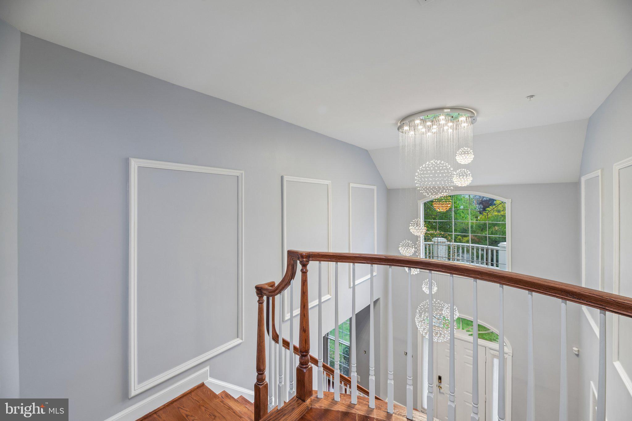 FARMINGTON WOODS - Residential
