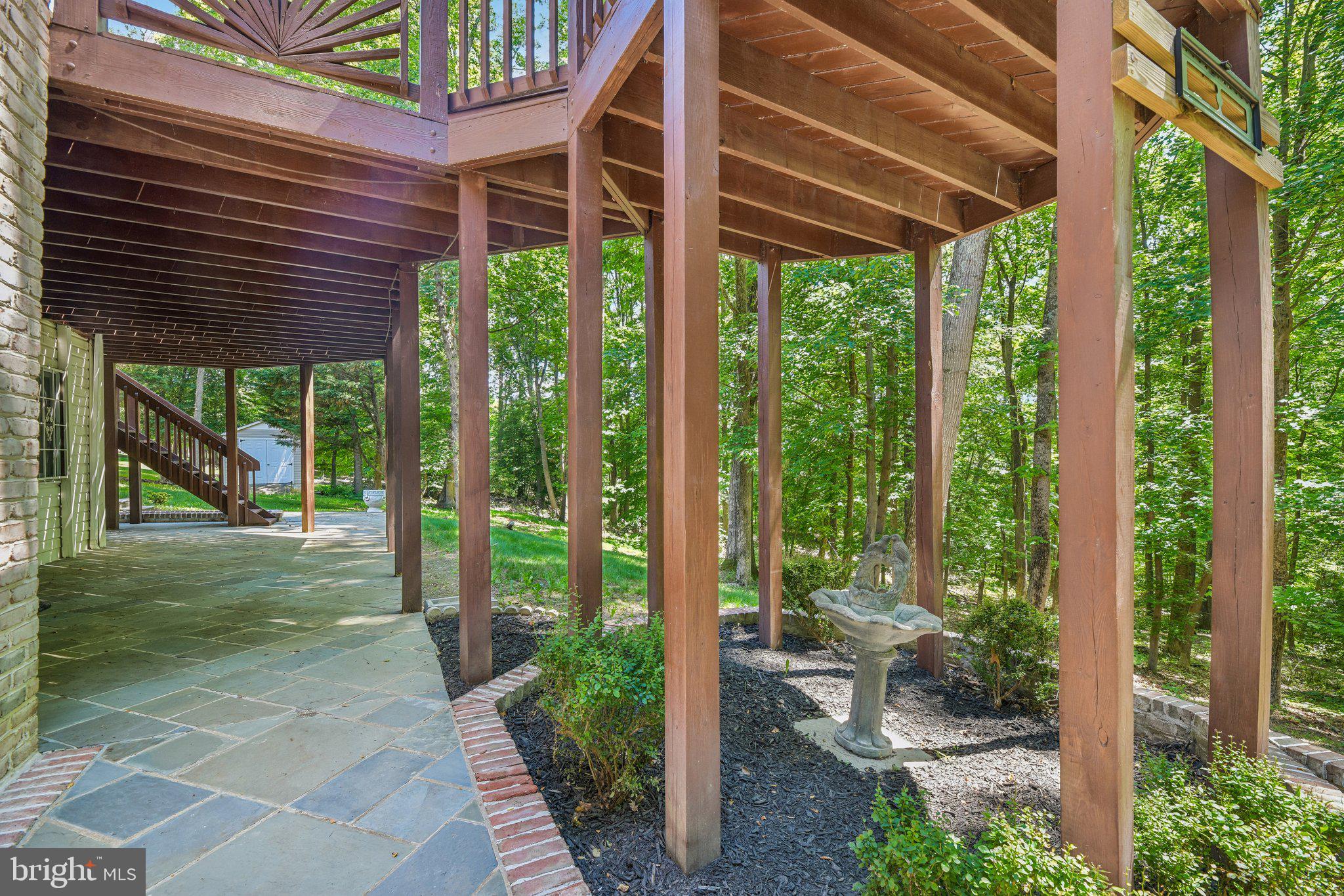 FARMINGTON WOODS - Residential