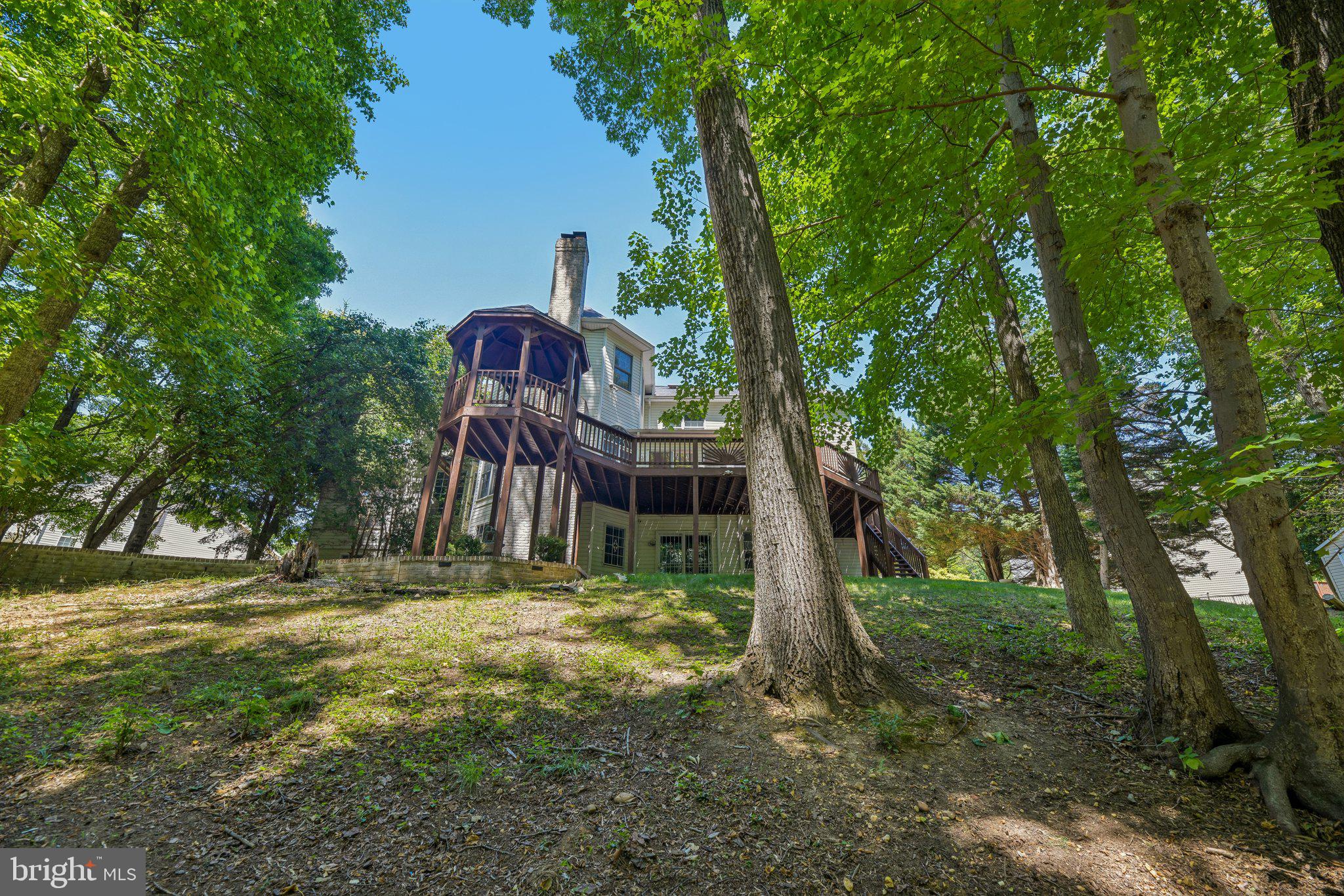 FARMINGTON WOODS - Residential