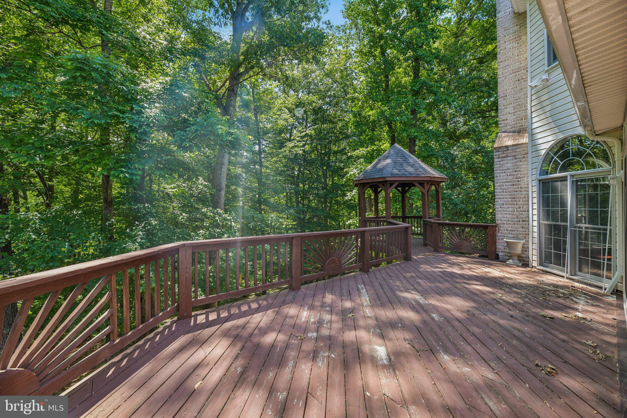 FARMINGTON WOODS - Residential