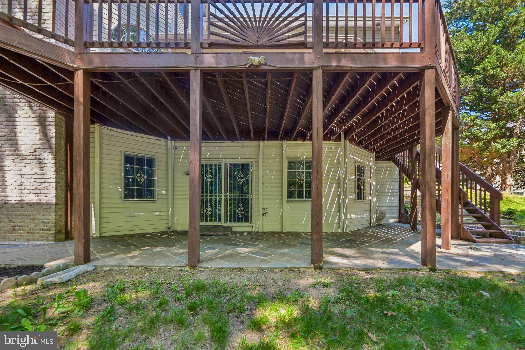 FARMINGTON WOODS - Residential