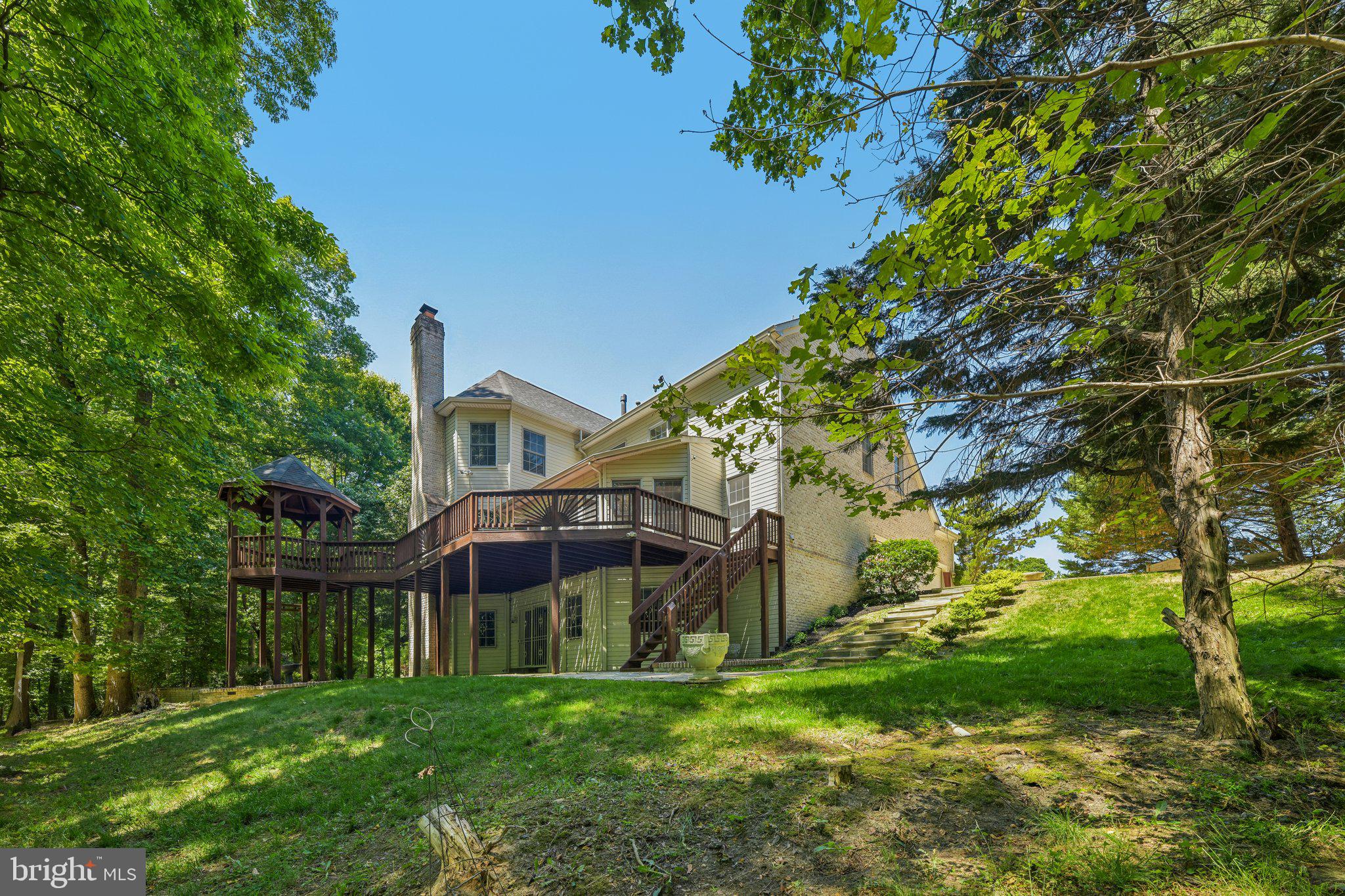 FARMINGTON WOODS - Residential