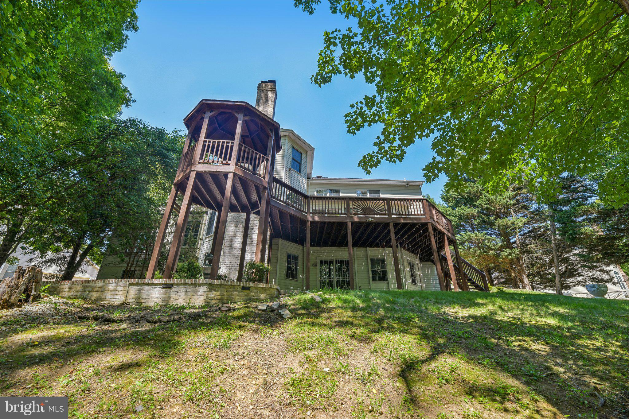 FARMINGTON WOODS - Residential