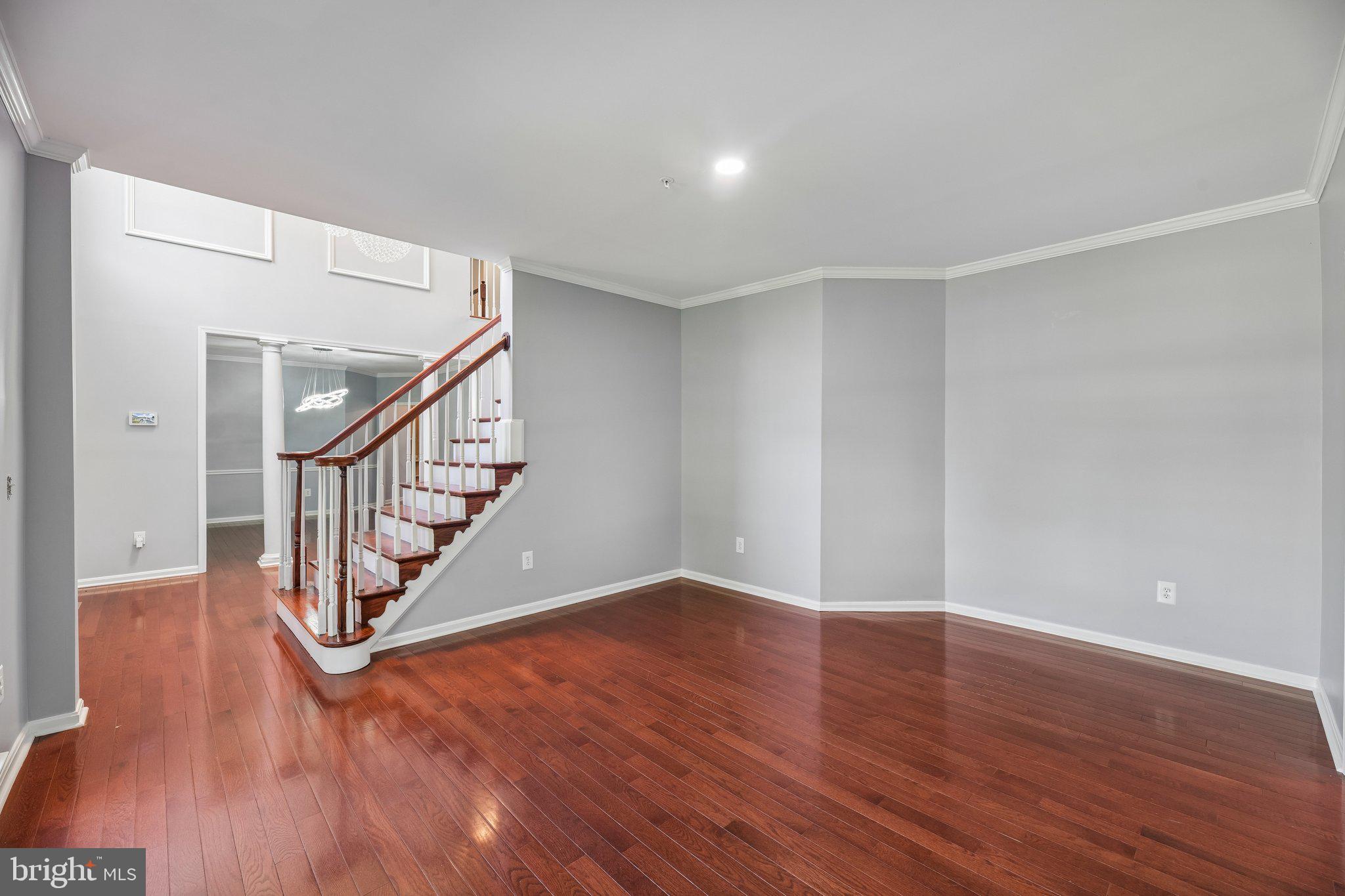 FARMINGTON WOODS - Residential