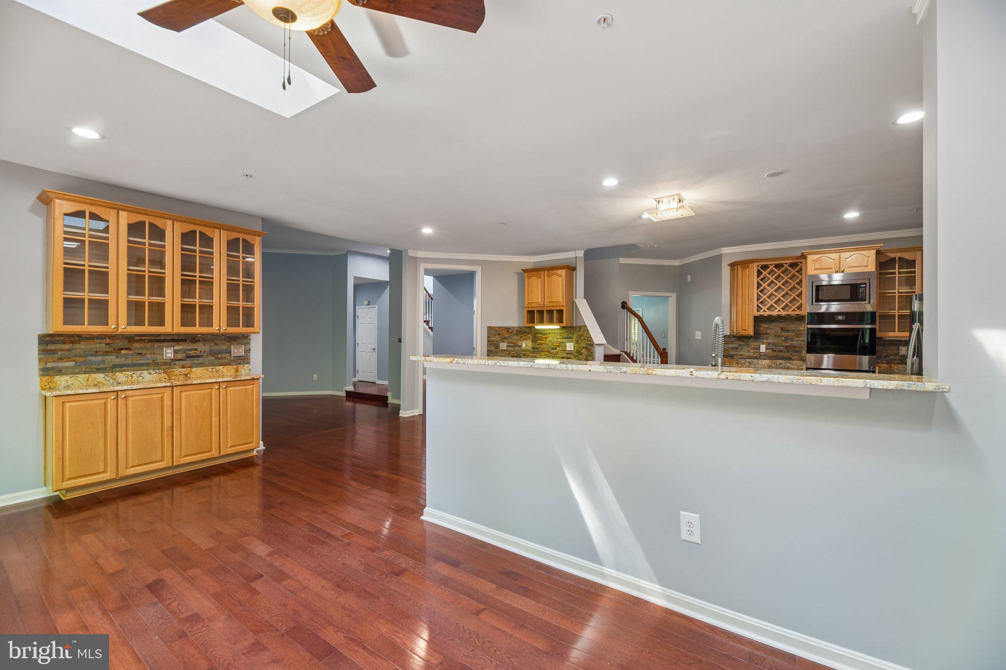 FARMINGTON WOODS - Residential