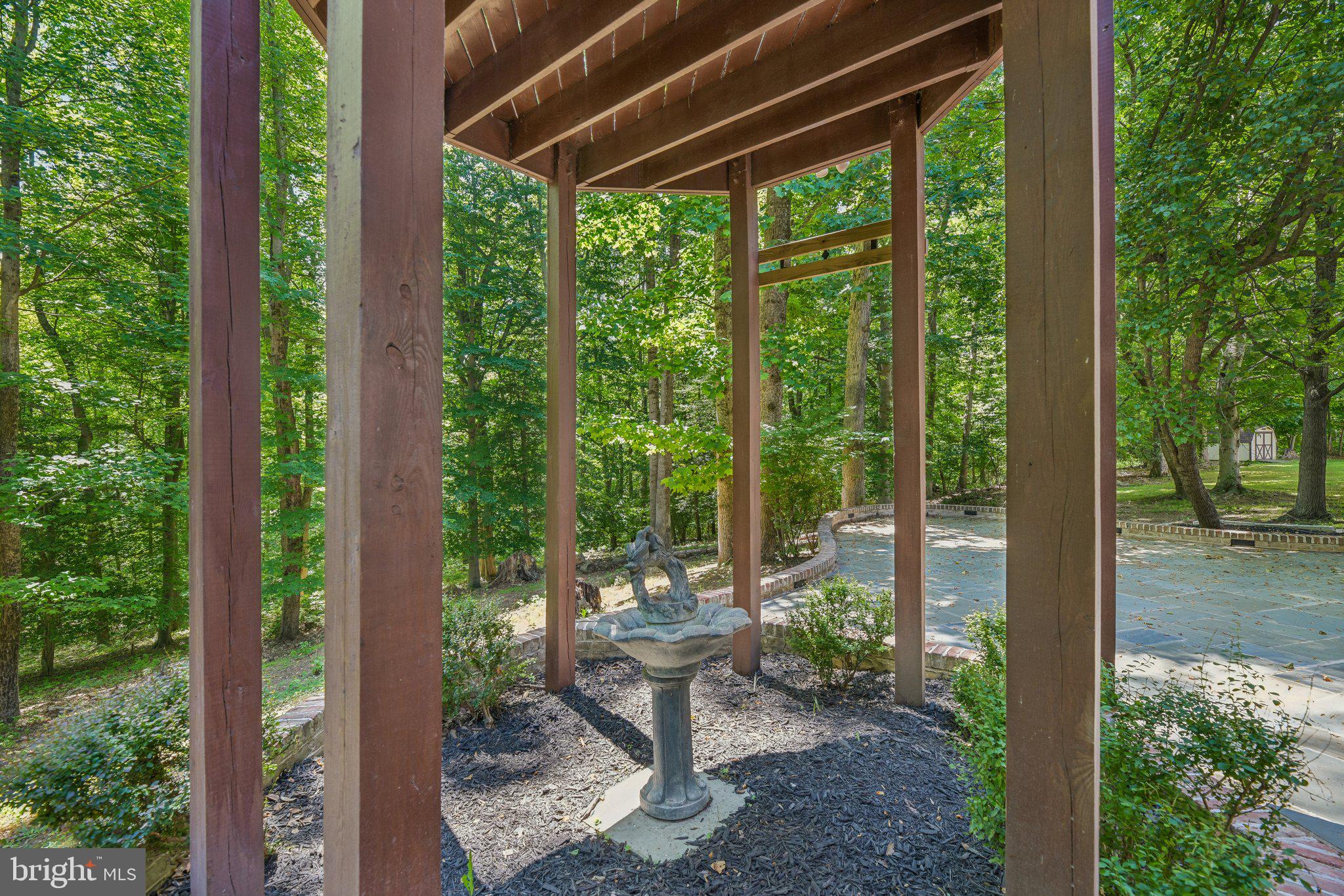 FARMINGTON WOODS - Residential