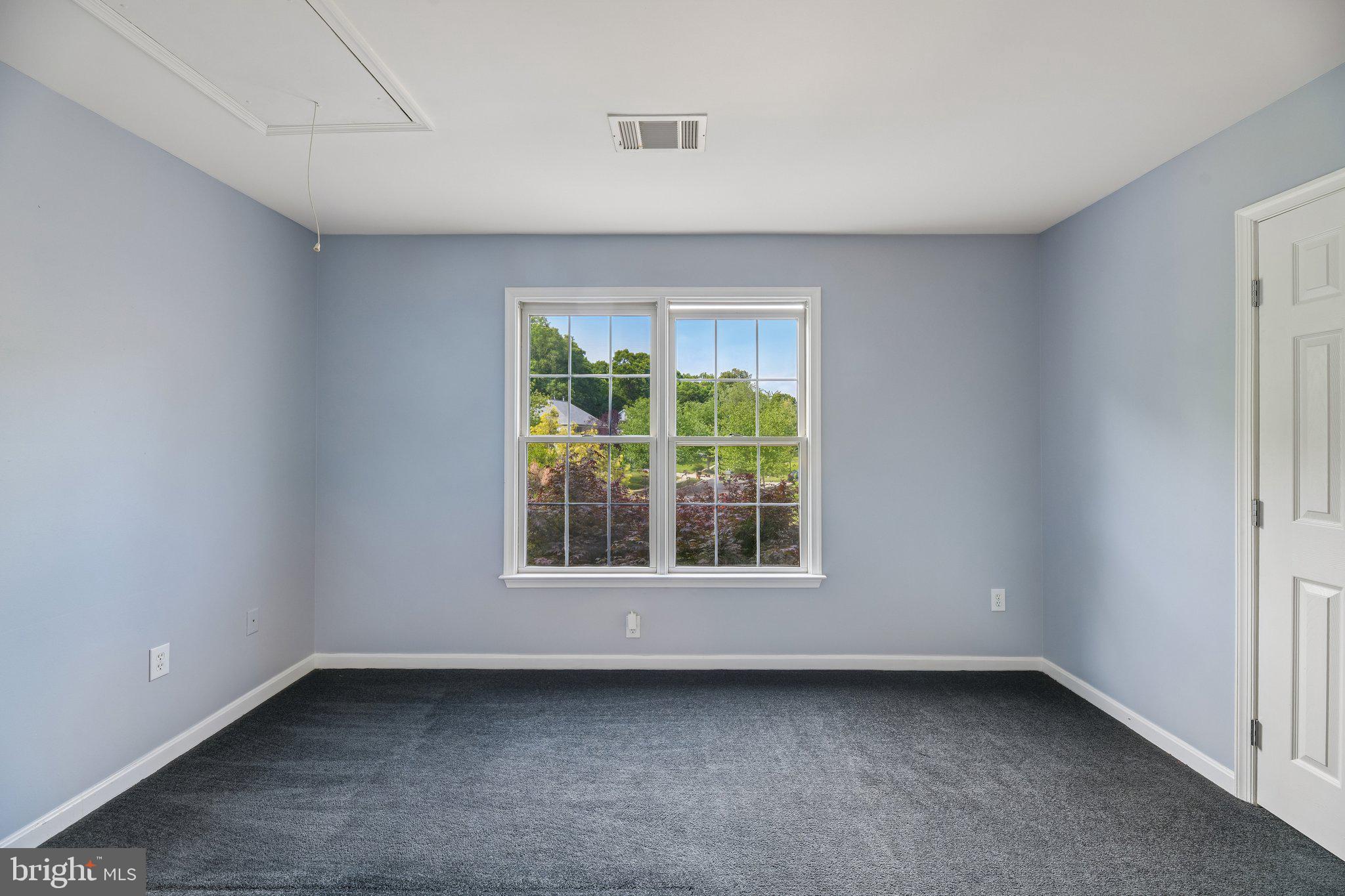 FARMINGTON WOODS - Residential