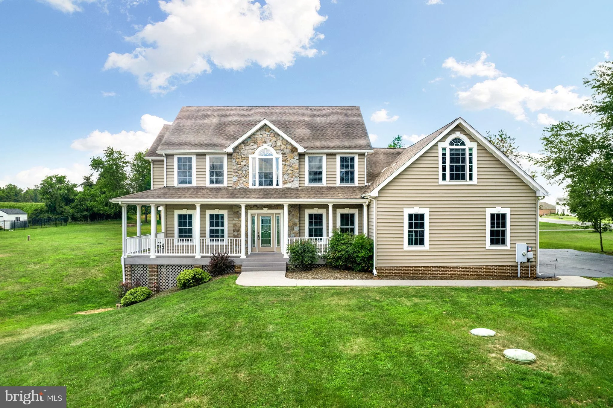 78 Cahill Ct, Inwood, WV 25428