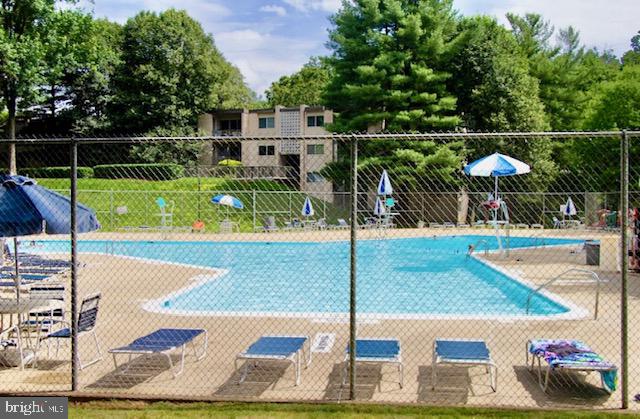 BETHESDA PARK - Residential