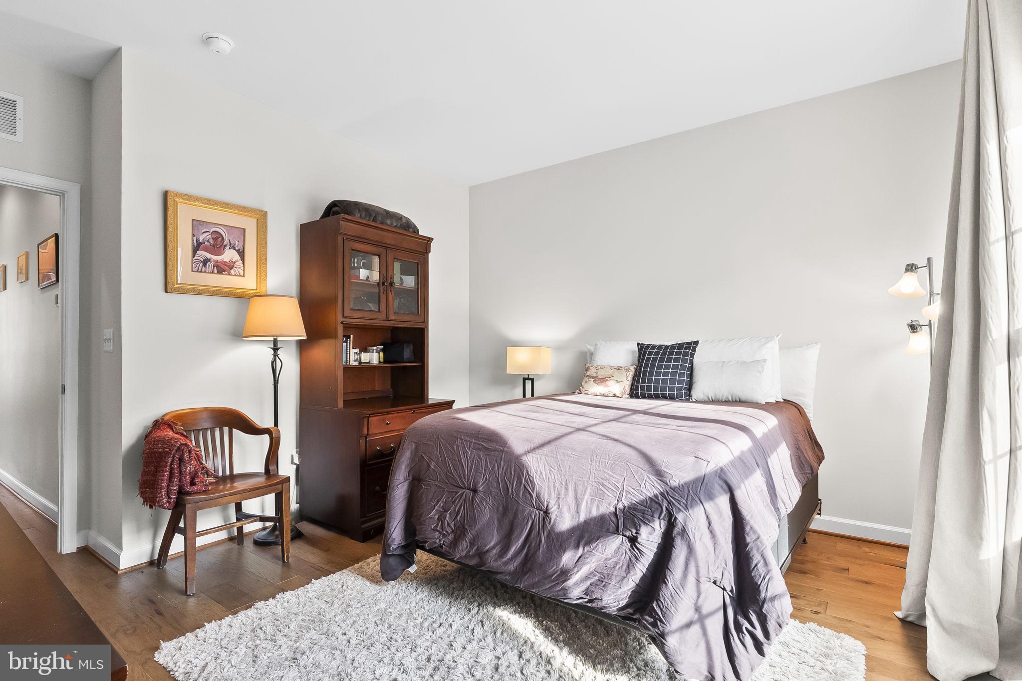 POTOMAC OVERLOOK CONDO - Residential