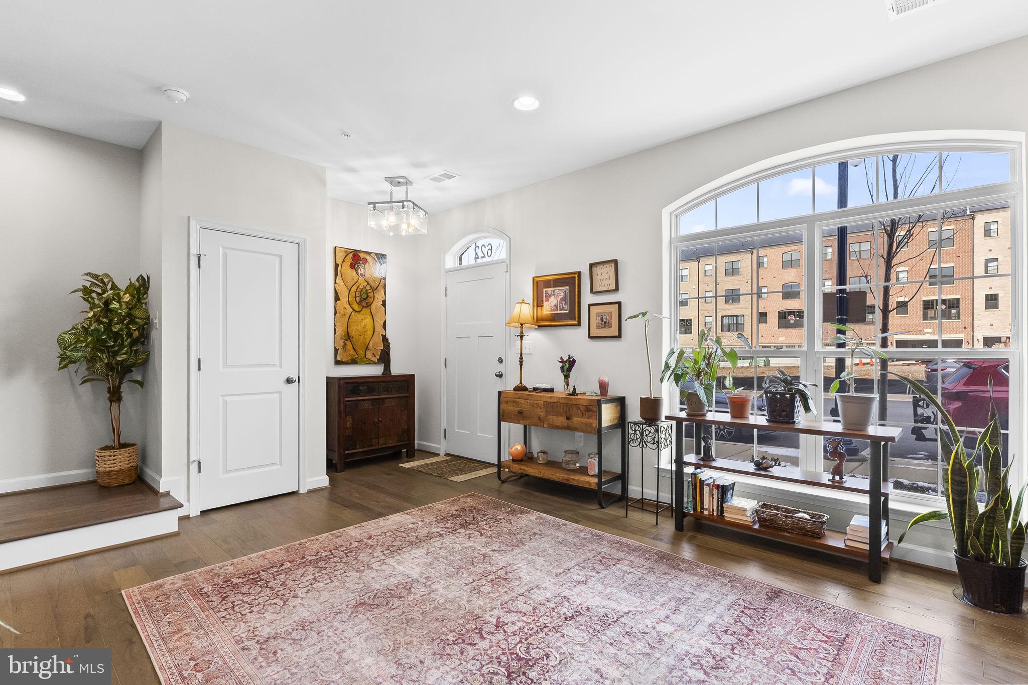 POTOMAC OVERLOOK CONDO - Residential