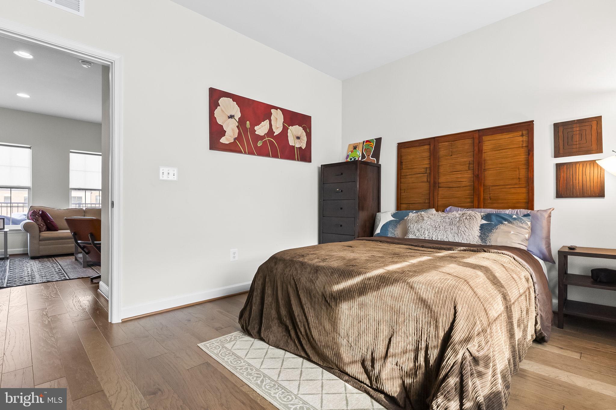 POTOMAC OVERLOOK CONDO - Residential