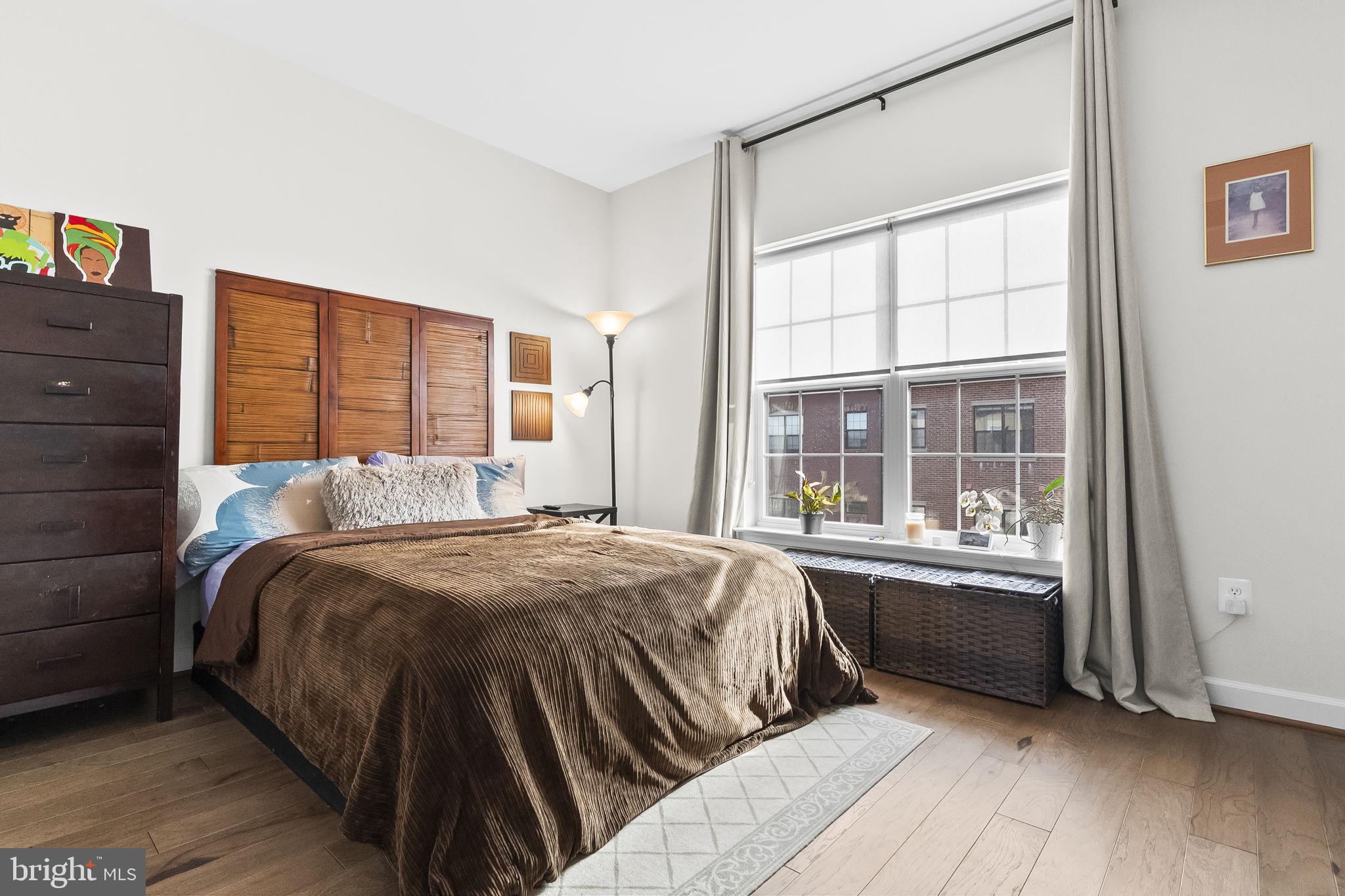 POTOMAC OVERLOOK CONDO - Residential