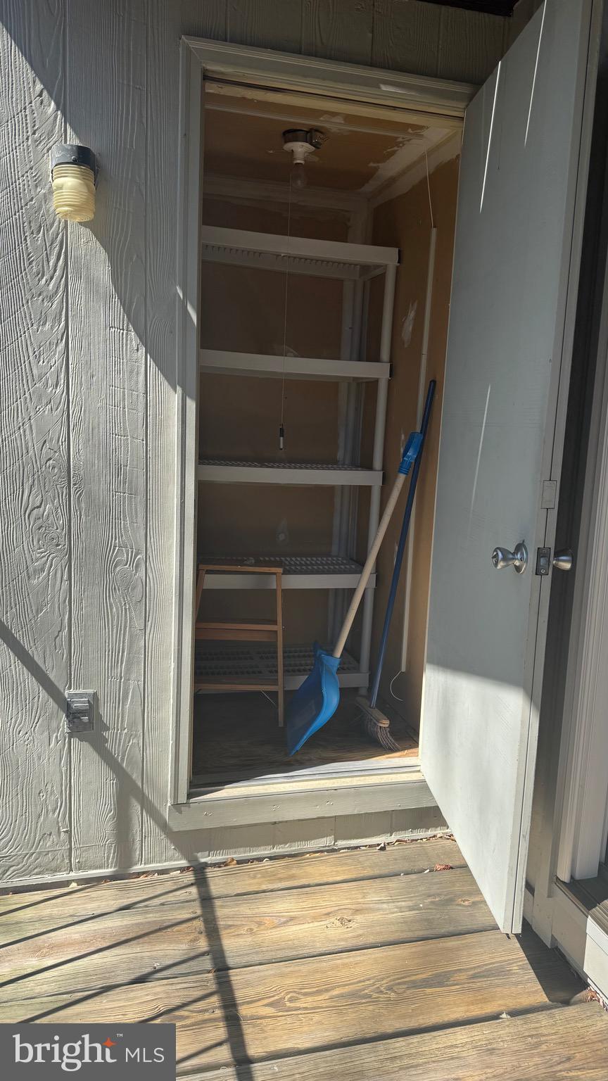 NEW PROVIDENCE VILLAGE - Residential Lease