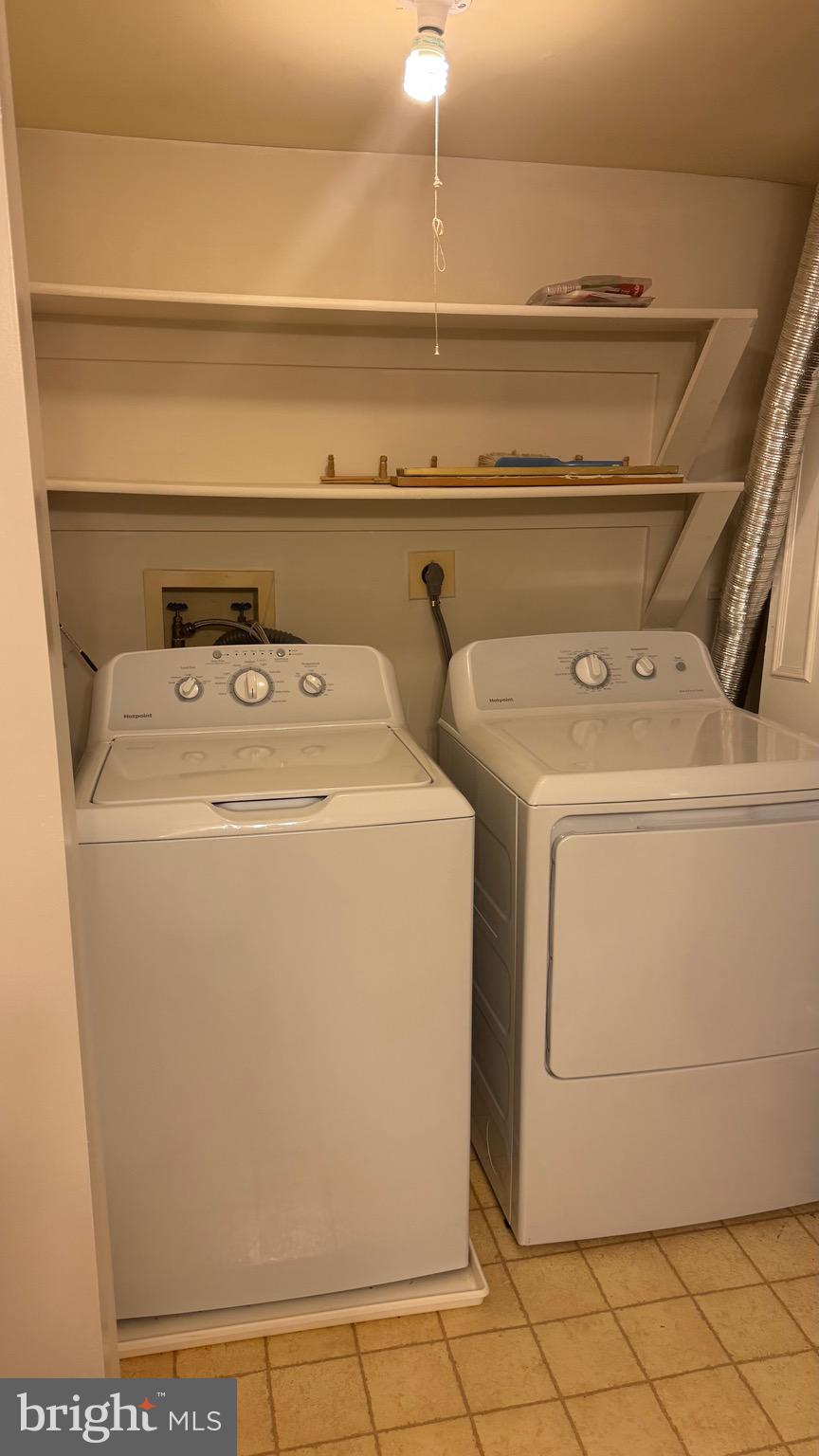 NEW PROVIDENCE VILLAGE - Residential Lease