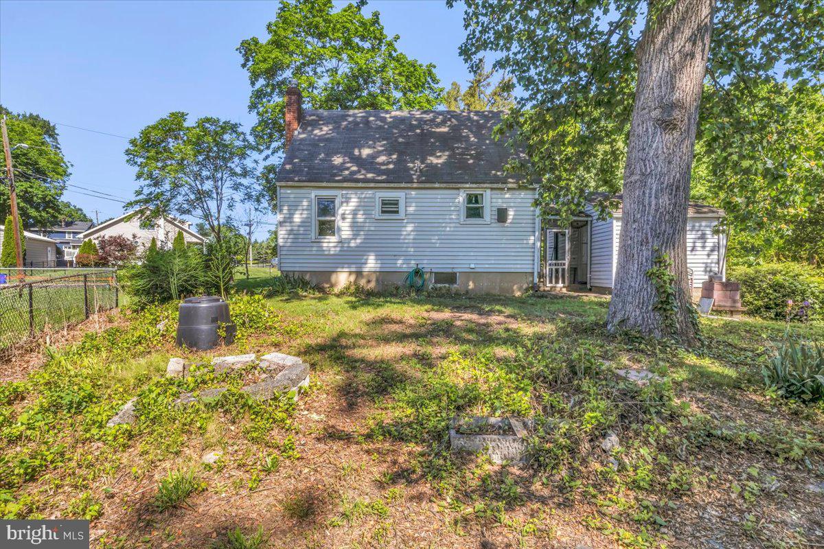 202 BURHOLME AVENUE
