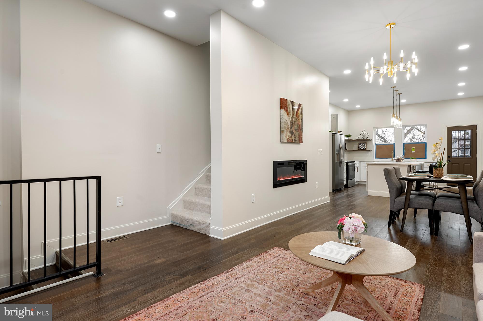 FRANKLIN SQUARE HISTORIC DISTRICT - Residential