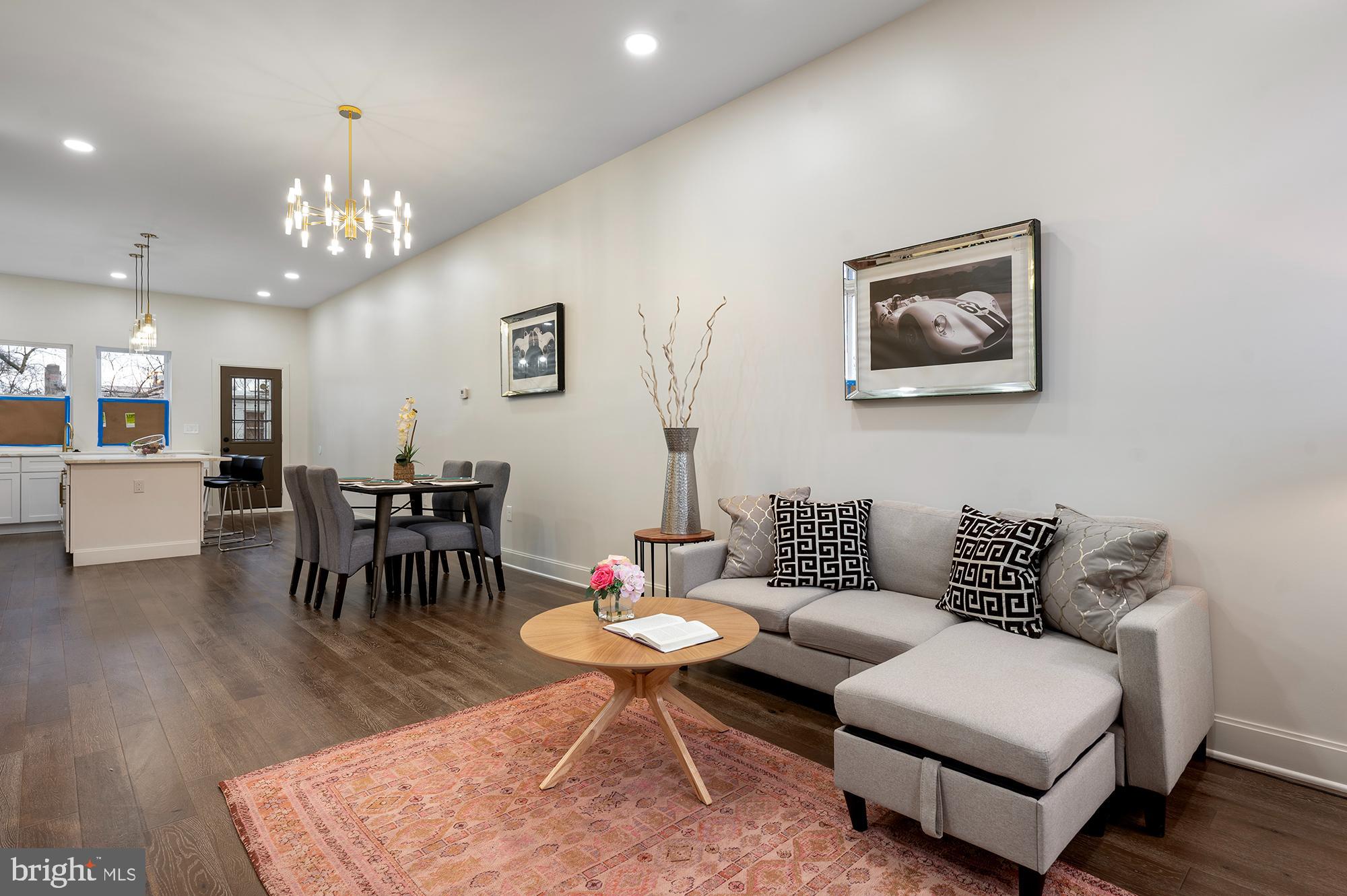 FRANKLIN SQUARE HISTORIC DISTRICT - Residential