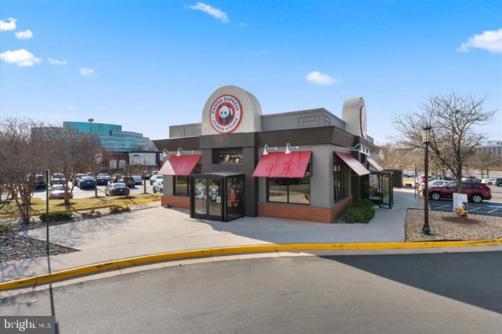 DONNA LEE GARDENS - Residential