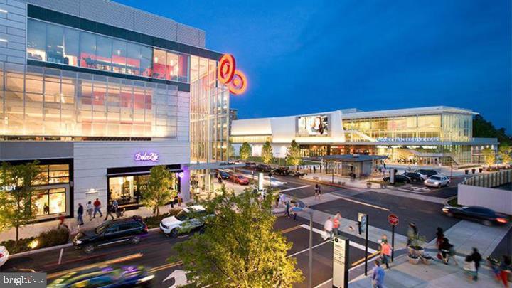 DONNA LEE GARDENS - Residential