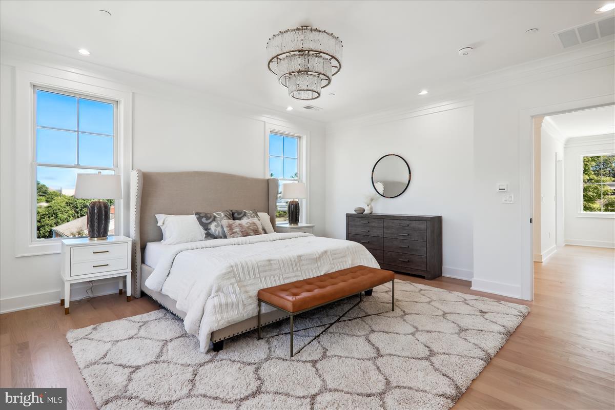 GEORGETOWN VILLAGE - Residential