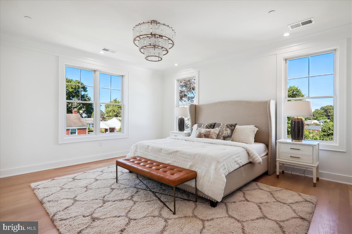 GEORGETOWN VILLAGE - Residential