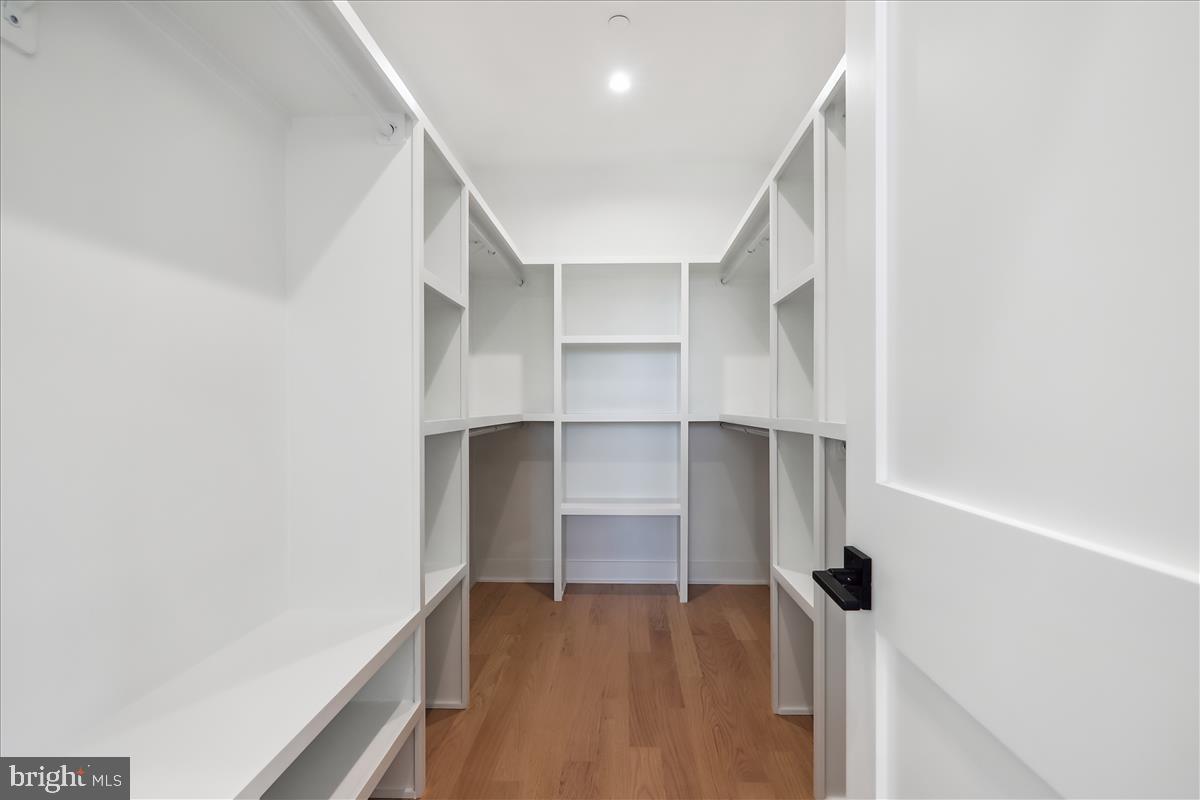 GEORGETOWN VILLAGE - Residential