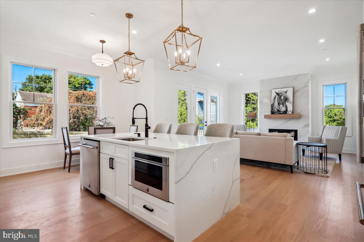 GEORGETOWN VILLAGE - Residential