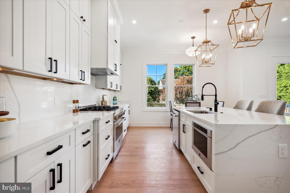 GEORGETOWN VILLAGE - Residential