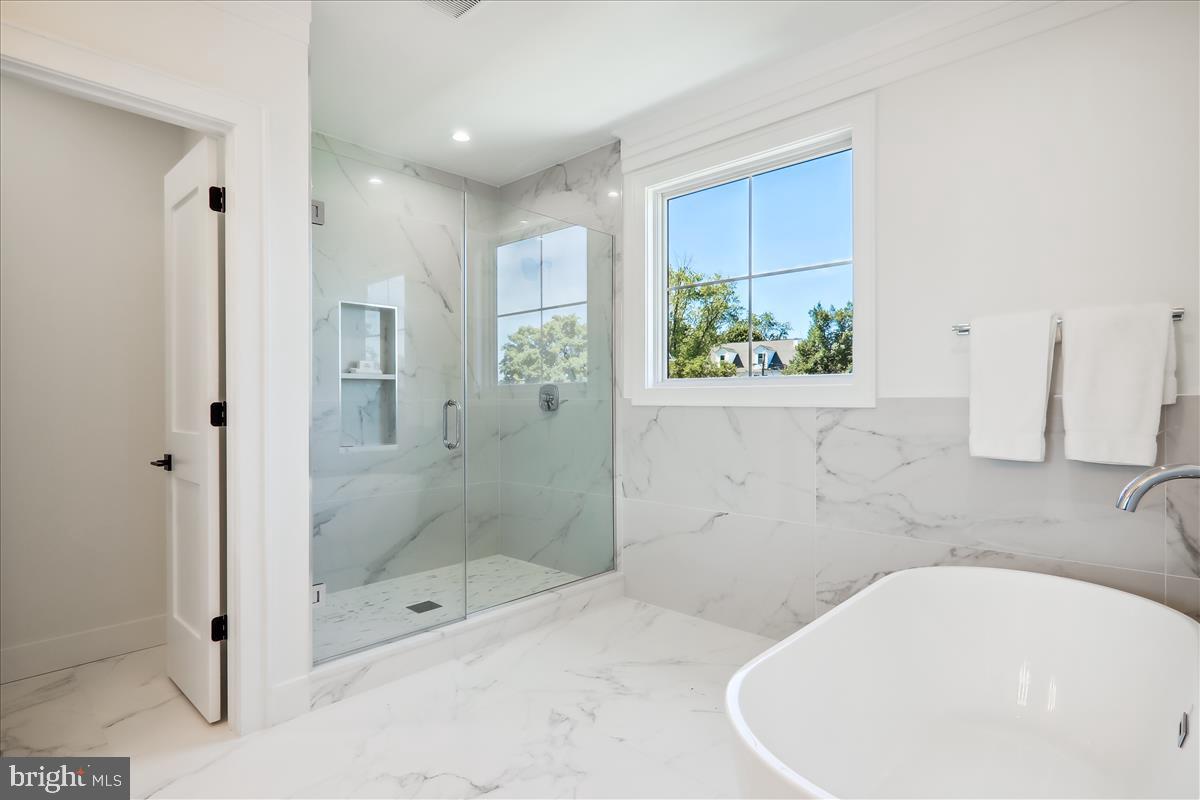 GEORGETOWN VILLAGE - Residential