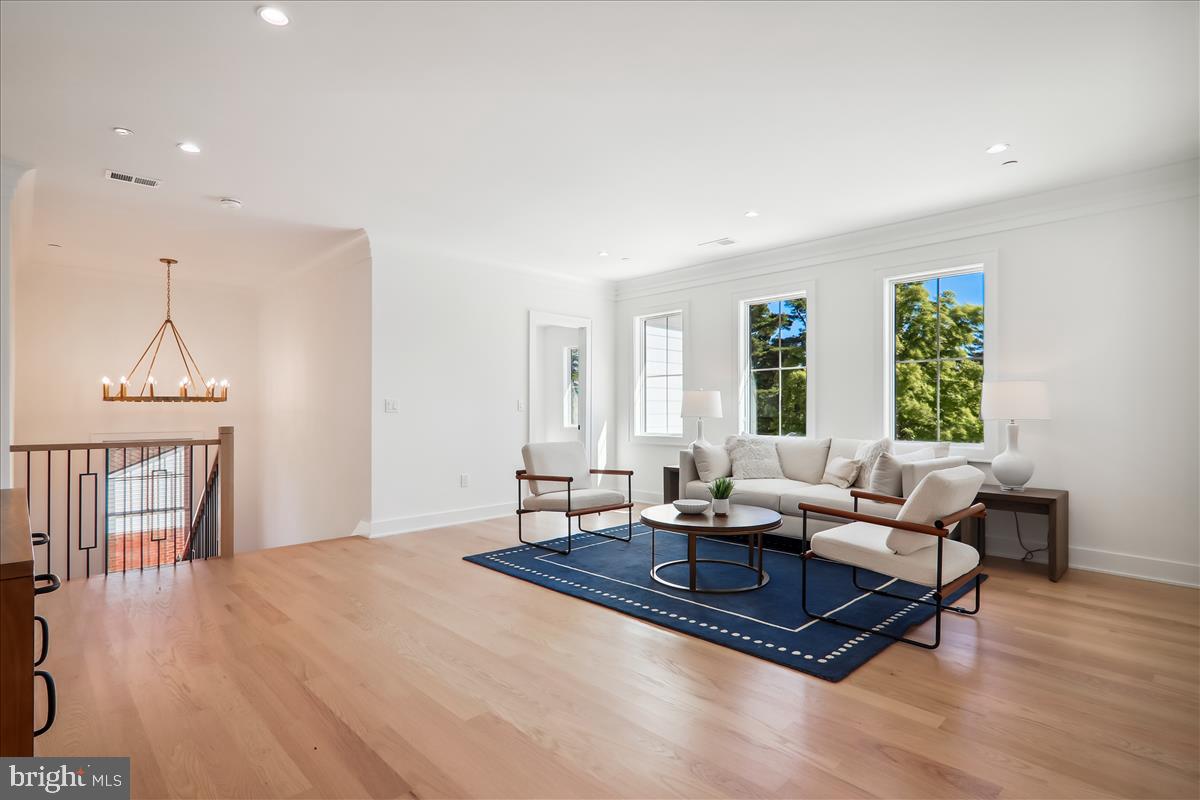 GEORGETOWN VILLAGE - Residential