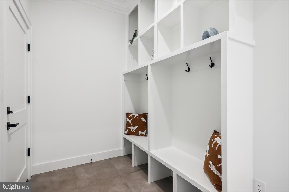 GEORGETOWN VILLAGE - Residential