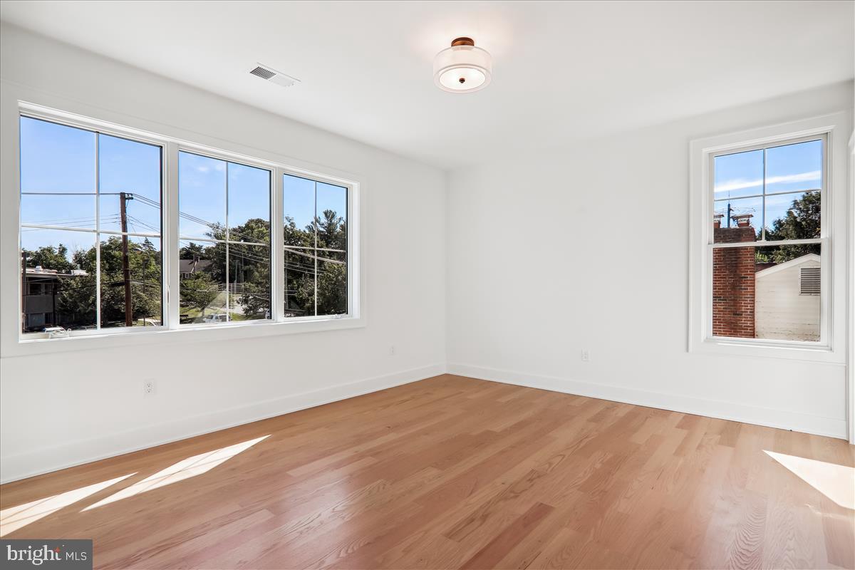 GEORGETOWN VILLAGE - Residential