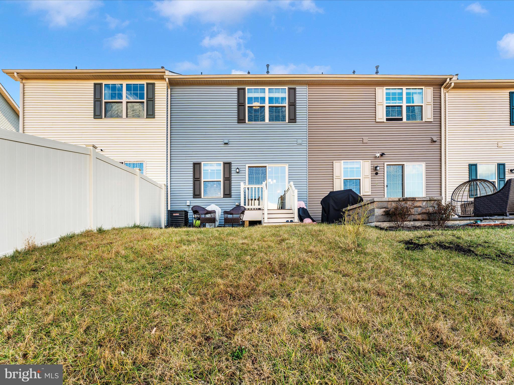 LAKE LINGANORE - Residential