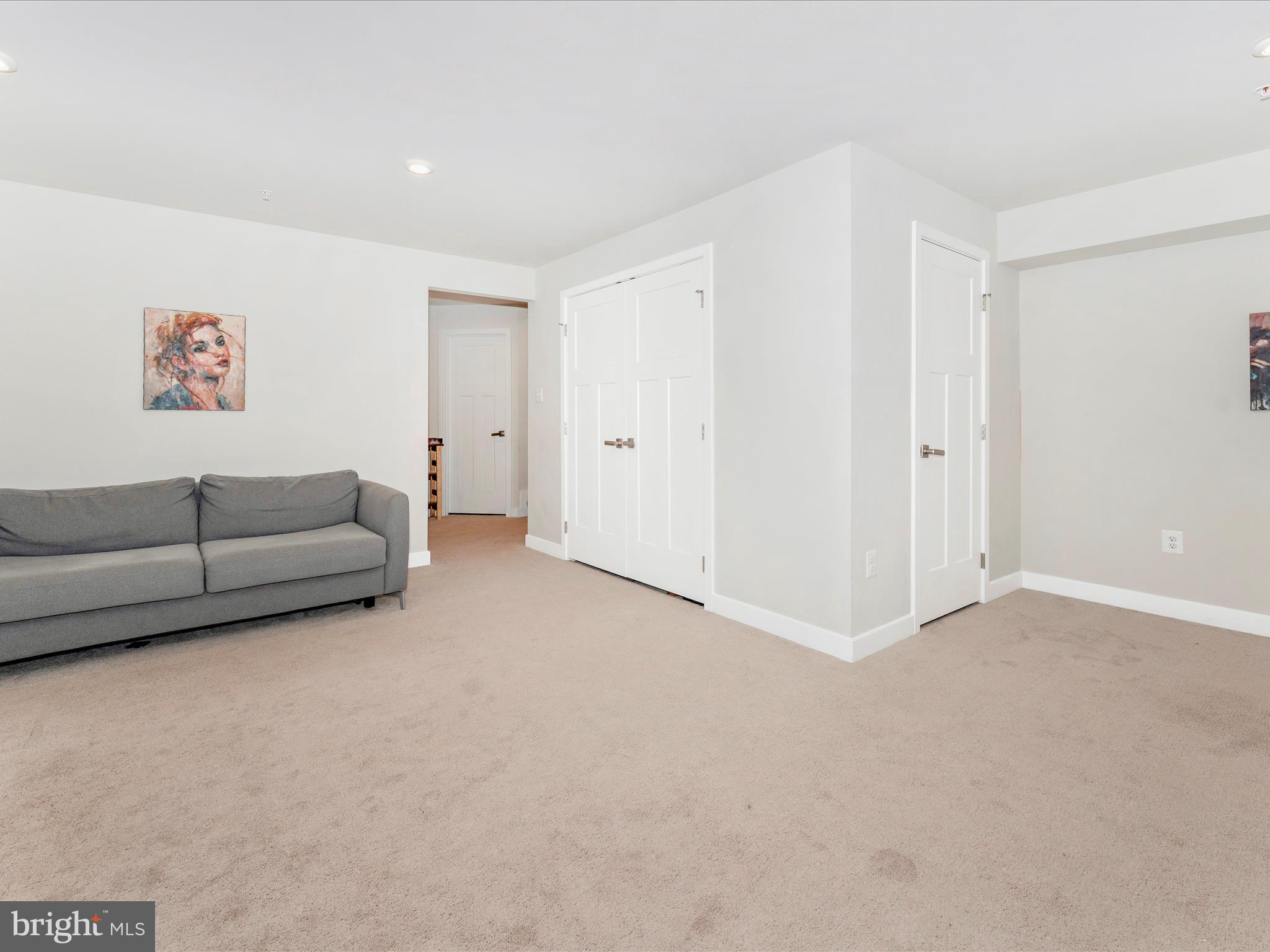 LAKE LINGANORE - Residential