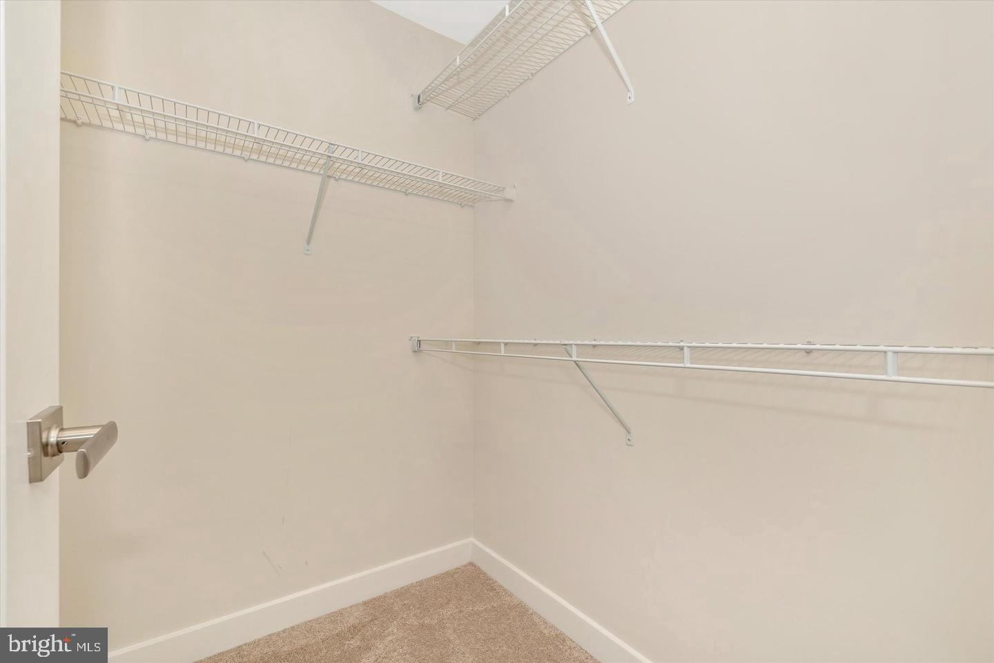 LAKE LINGANORE - Residential