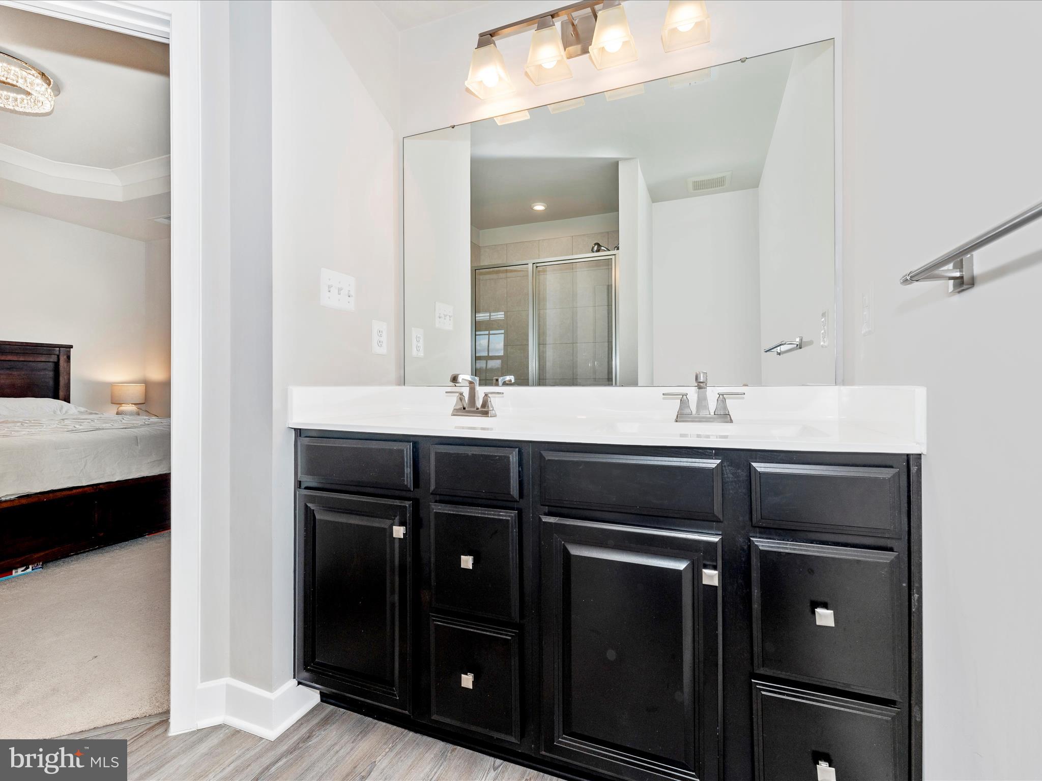 LAKE LINGANORE - Residential