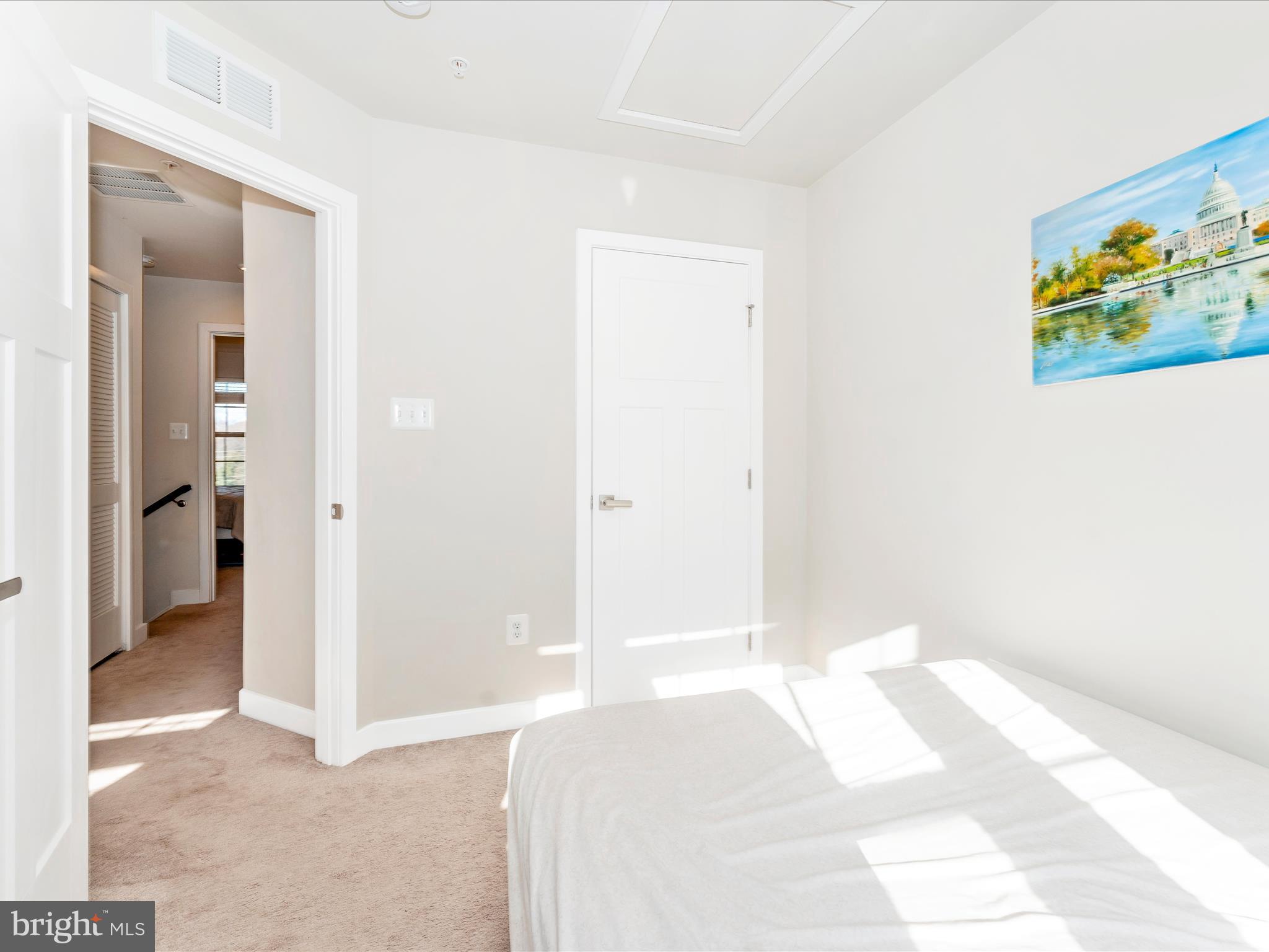 LAKE LINGANORE - Residential