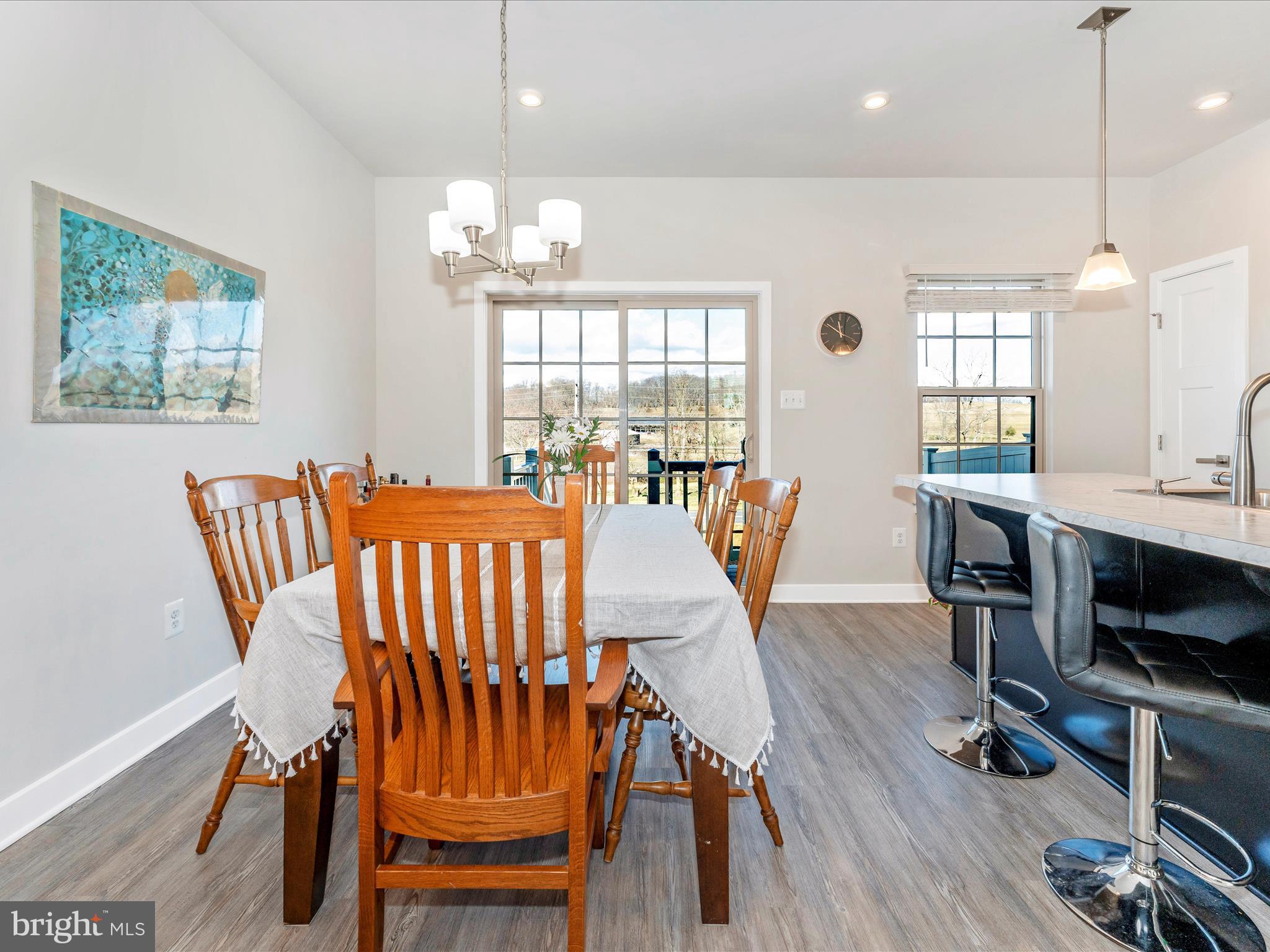 LAKE LINGANORE - Residential