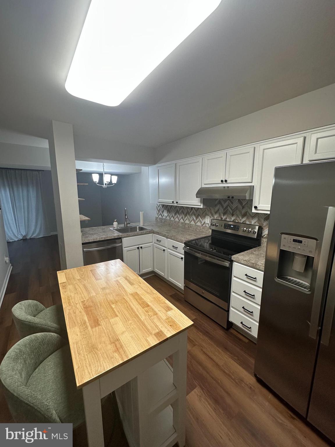 2069 TANGLEWOOD DRIVE