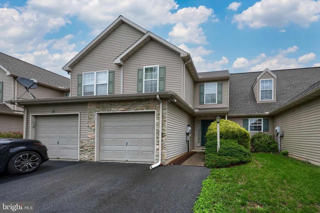 Photo of 35 Tumbling Run, LITITZ, PA 17543 (MLS # PALA2054836)