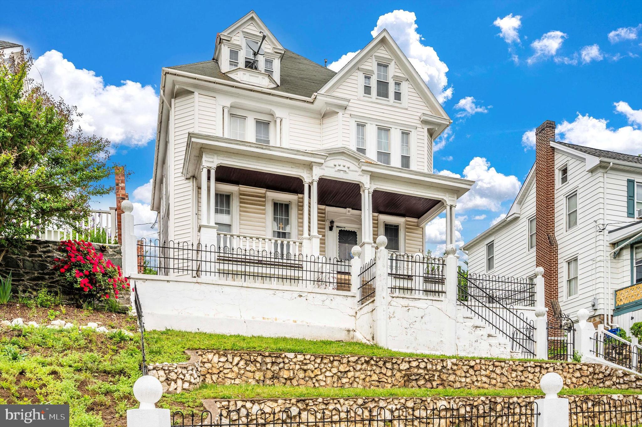 BRUNSWICK - Residential