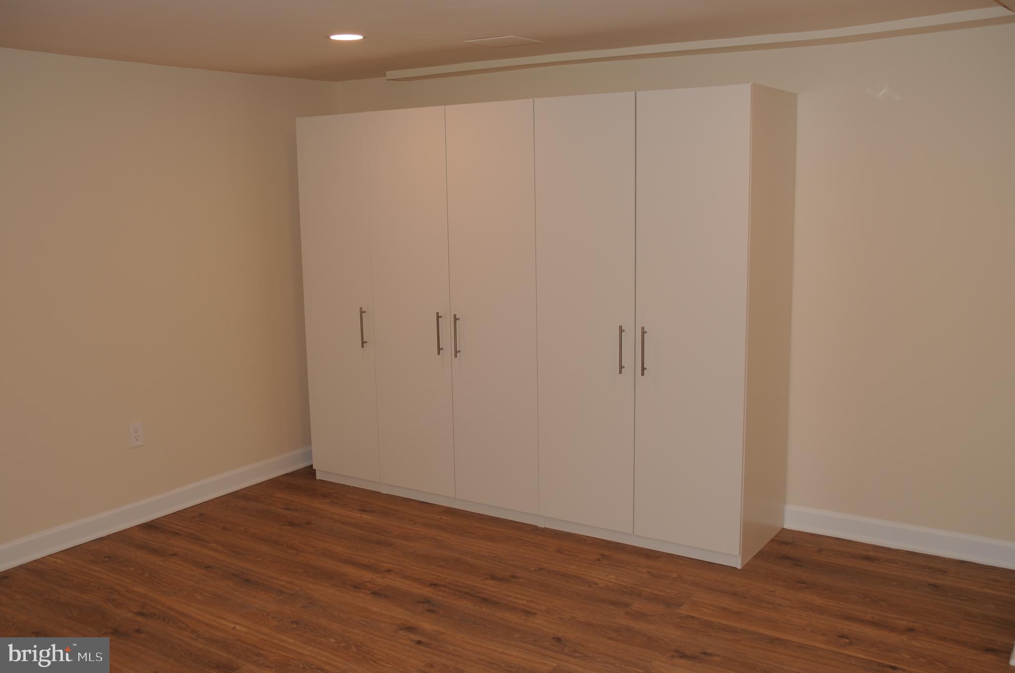 ROSEMONT - Residential Lease