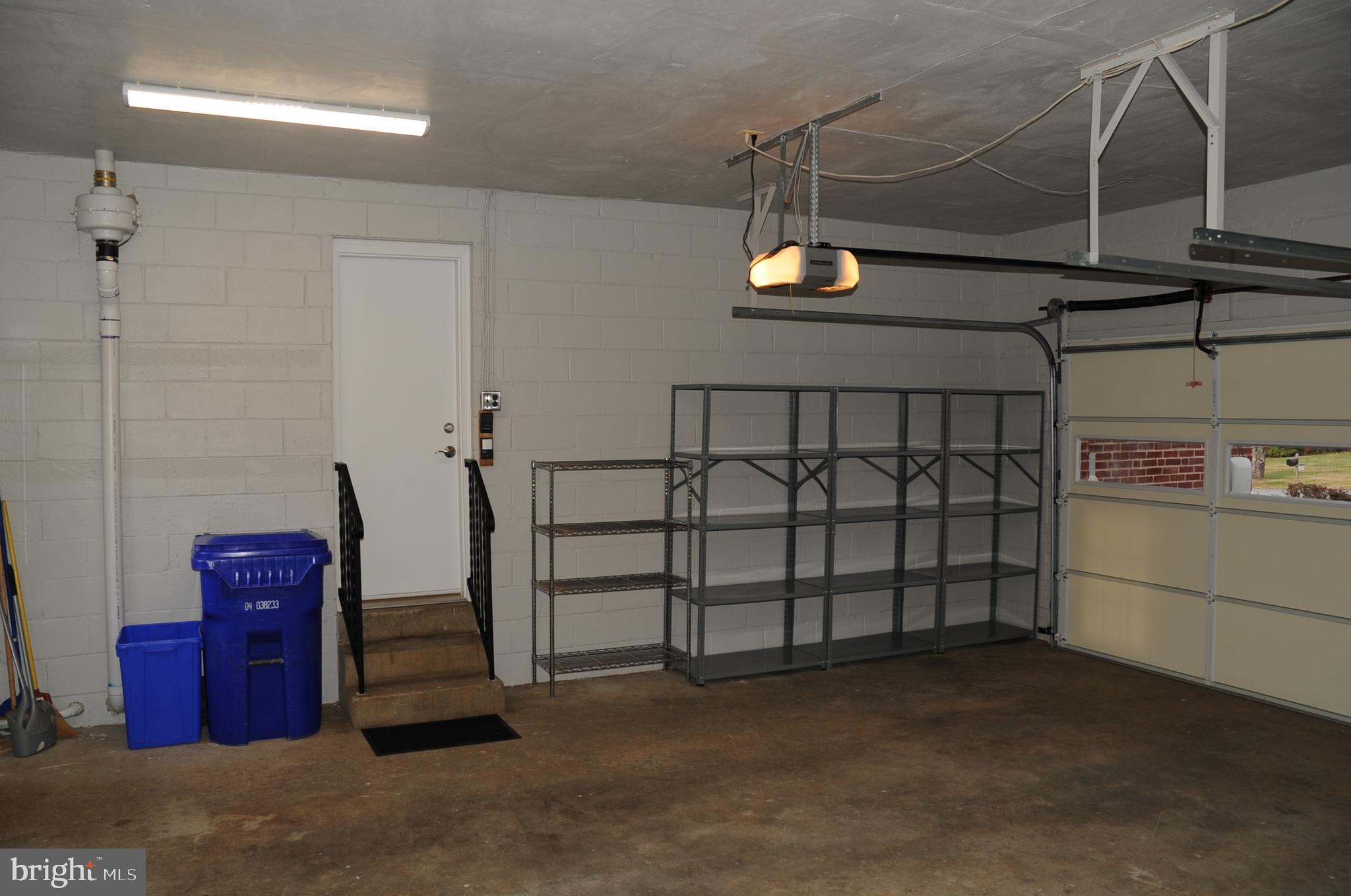 ROSEMONT - Residential Lease