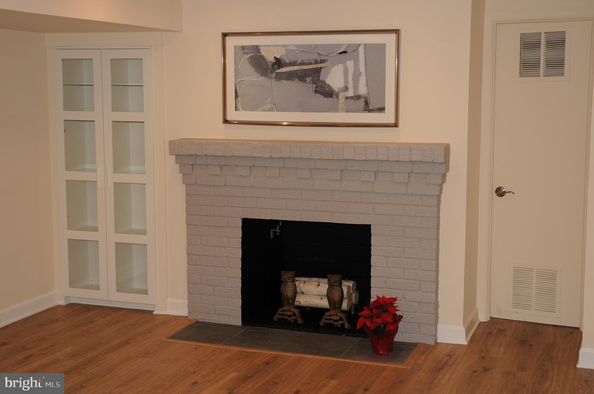 ROSEMONT - Residential Lease